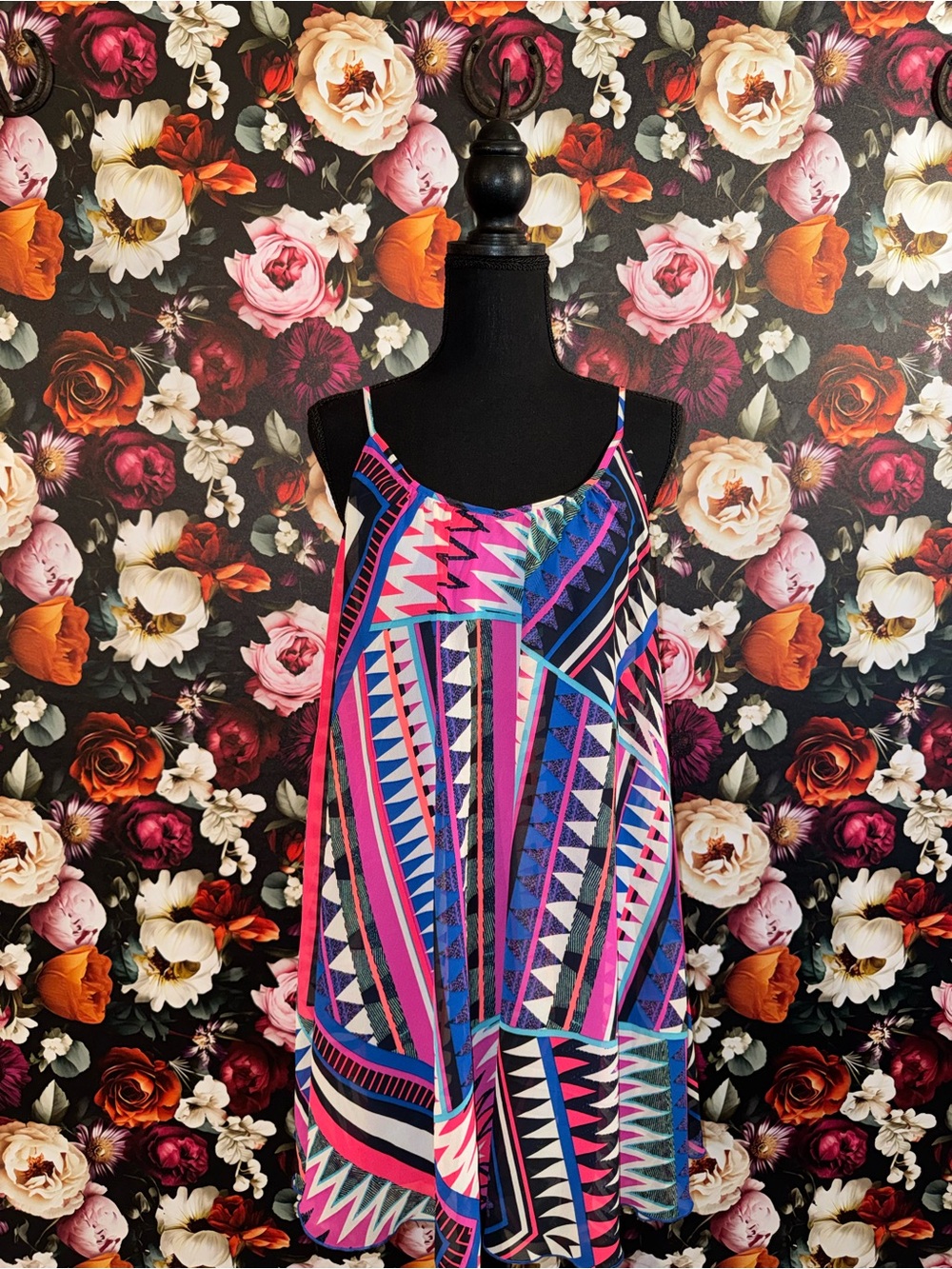 NWT Express Multicolor Geometric Aztec Dress, Flowy, Chiffom, Small